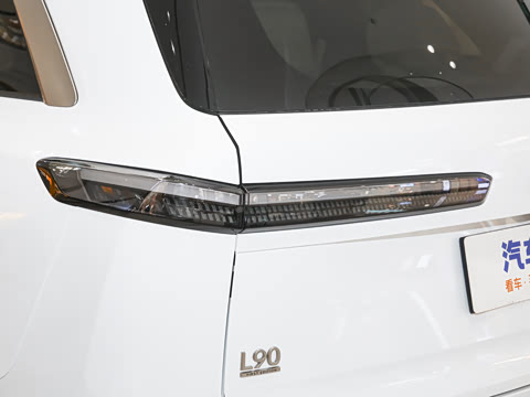 2025�� Pro ������