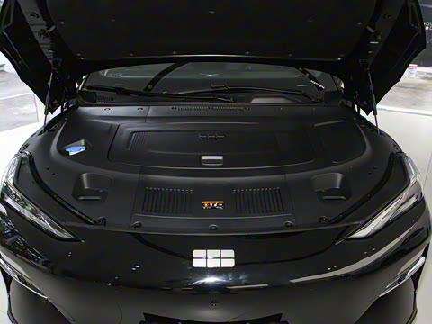 2025�� 700km Զ���Ǽݰ�