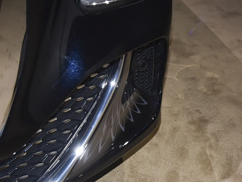 2026�� 4.0T V8��