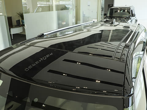 2026�� 110 3.0T X-Dynamic SE