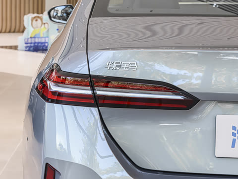 2026�� �Ŀ� 530Li ������ M�˶���װ
