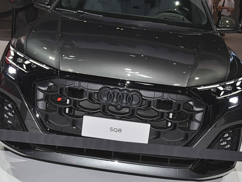 2026�� 4.0 TFSI 