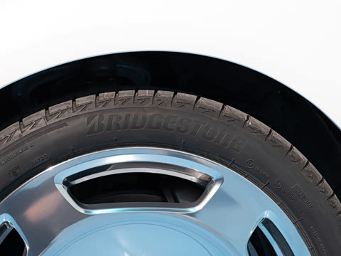 2027�� S 680 4MATIC