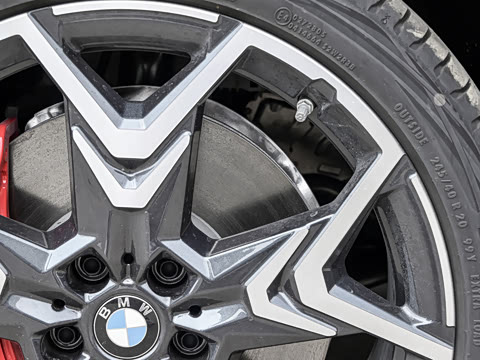 2026�� M35i