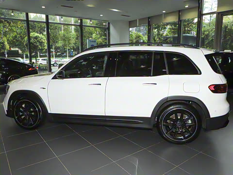 2026�� AMG GLB 35 4MATIC