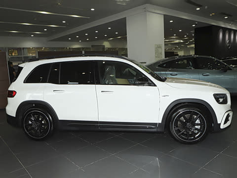 2026�� AMG GLB 35 4MATIC