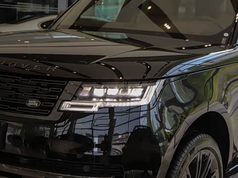2026�� 3.0 L6 360PS SE�����