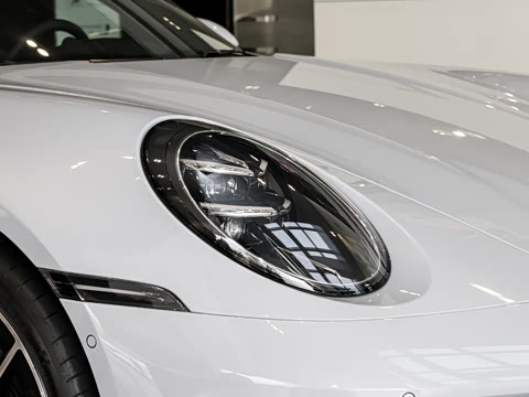 2026�� Carrera 3.0T