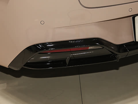 2025�� �Ŀ� 710 Max��