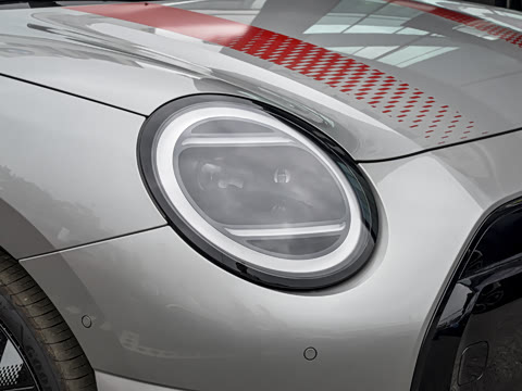 2026�� JOHN COOPER WORKS