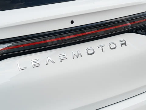 2027�� ���� 300�����״������