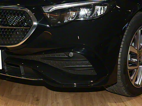 2026�� E 300 L ʱ���˶���