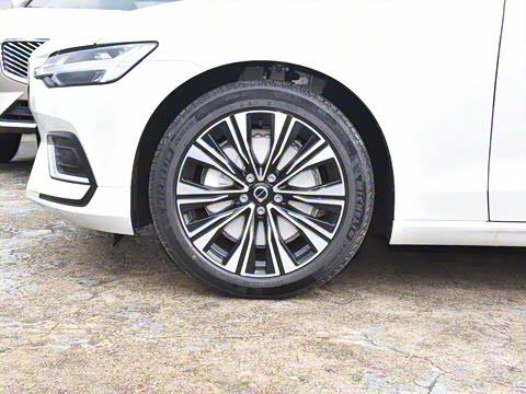 2026�� B4 ��Զ������