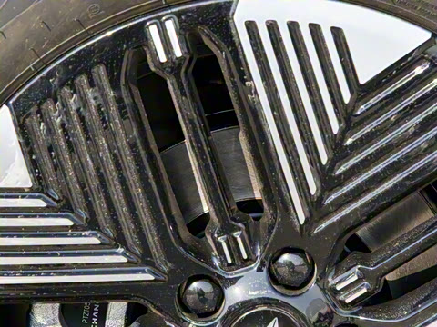 2026�� 215Max���̰�