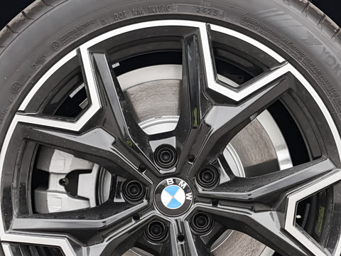 2026�� eDrive 40 L ��ҹ��װ