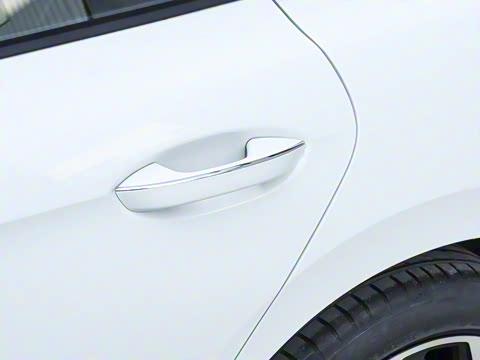 2026�� ���L 300TSI ����