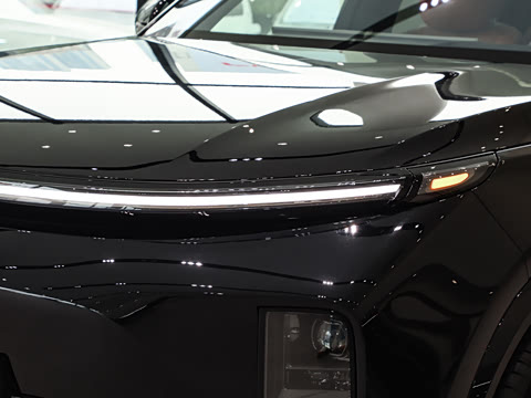 2025�� Pro ���ܻ��°�