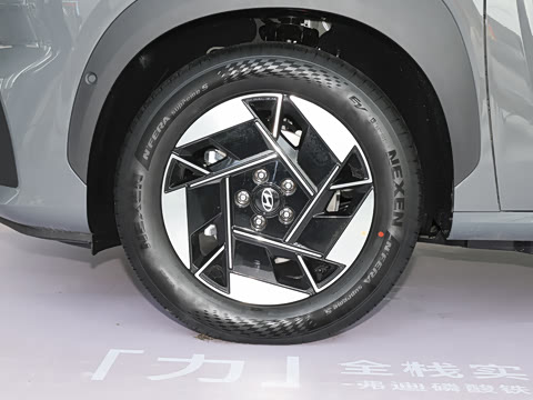 2025�� ����SMART�� 64.2kWh