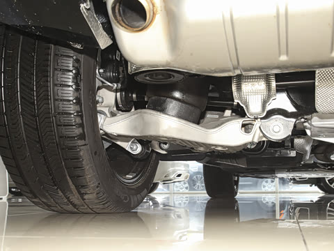 2026�� 110 3.0T P400 X-Dynamic HSE