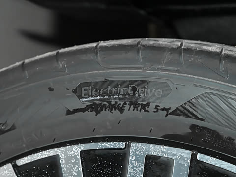 2026�� 65.2kWh ������