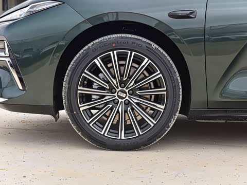 2026�� 225km EM-i Զ�����ǺӰ�