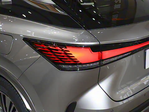 2026�� 350h ����������