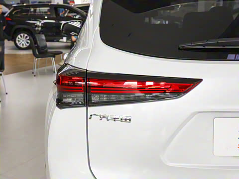 2026�� 2.5L���ܵ��˫��������Ӣ�� 5��