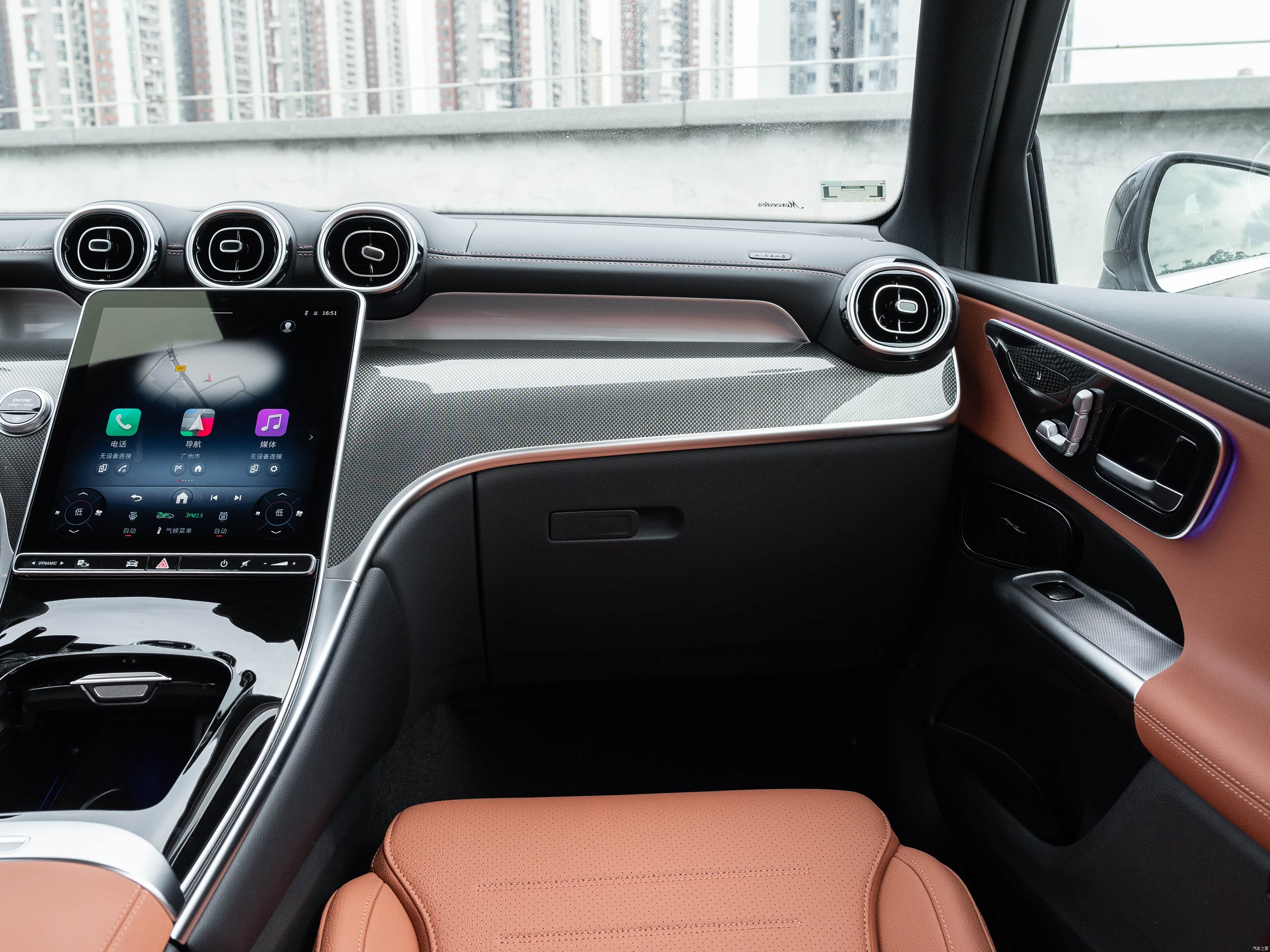 Mercedes-Benz GLC, миниатюра 12