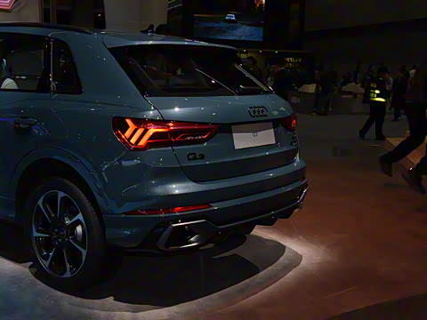 2025�� quattro 45�����ذ� 45TFSI quattro ʱ�ж�����