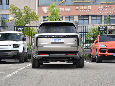2026�� 3.0 L6 400PS HSE�����