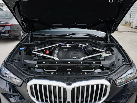 2026�� �Ŀ� xDrive 40Li M�˶���ҹ��װ