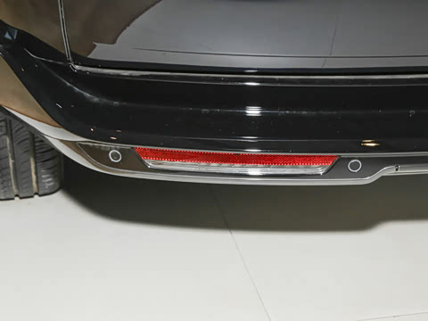 2024�� 4.4 V8 SV���ٴ����ӳ��� 4��