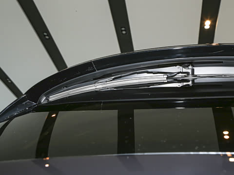 2024�� 4.4 V8 SV���ٴ����ӳ��� 4��