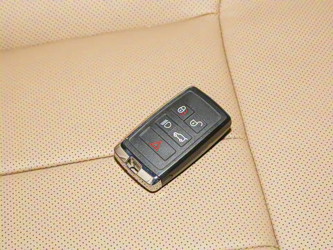 2024�� 4.4 V8 SV���ٴ����ӳ��� 4��