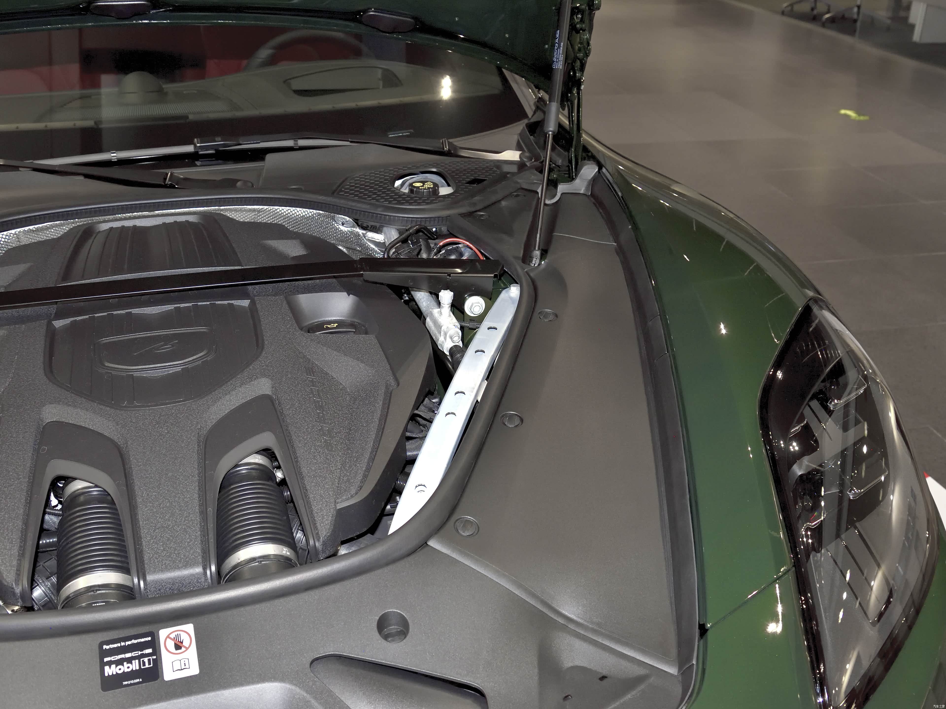 Porsche Panamera, миниатюра 30