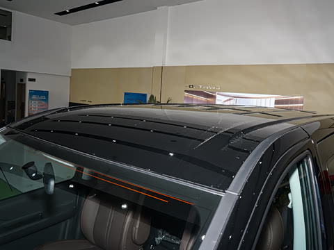 2027�� 2.0L ������ 7��