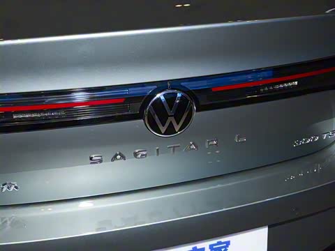 2026�� L 300TSI DSG ��Ӣ��