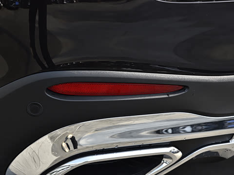 2026�� GLC 300 L 4MATIC ������ 5��