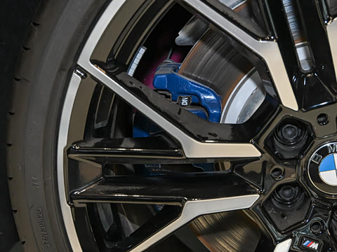 2022�� 840i ˫�Ž��ܳ� M�˶���װ