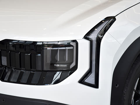 2027�� 1.5L ������