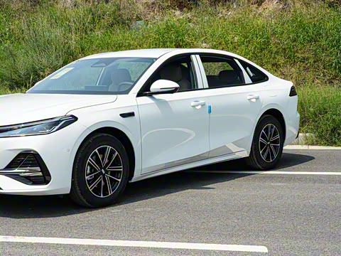 2025�� EM-i 70km ������