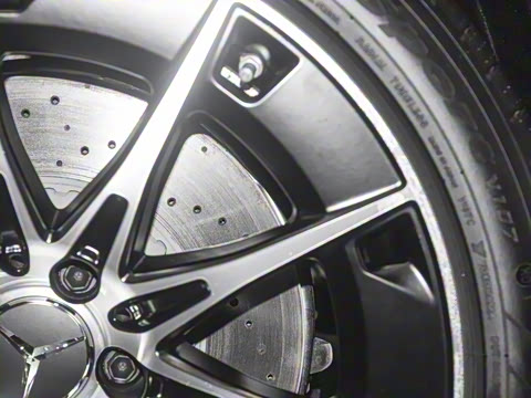 2025�� AMG CLE 53 4MATIC+ ���ܳ�