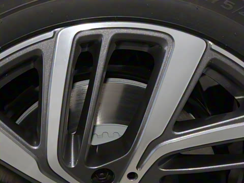 2025�� �Ŀ� E 300 L ʱ���˶���