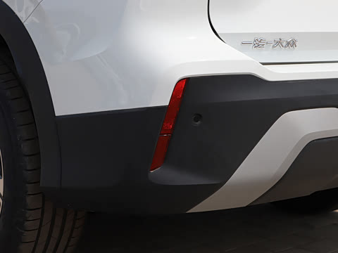 2026�� ̽��L 330TSI ������Ӣ