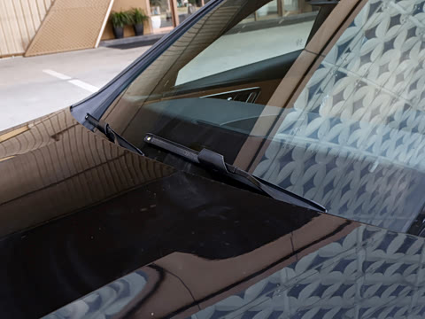 2026�� �Ŀ� E 300 L �����