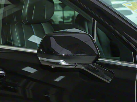 2026�� 2.0T �󶼻���