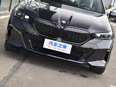 2026�� �Ŀ� 530Li ������ M�˶���װ