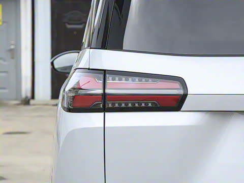 2025�� 1.5T 6MT ������