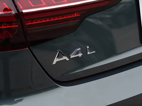 2026�� 200���������� 40 TFSI ����������