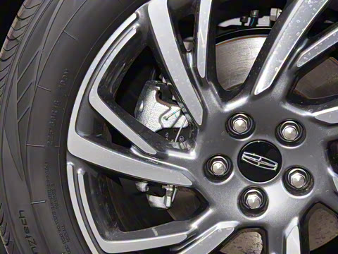 2025�� 2.0T ����������